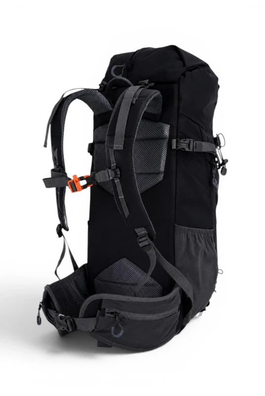 plecak-trekkingowy-bissoi-30-rockhunters (2).jpg